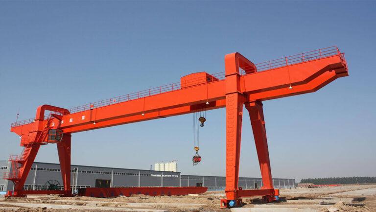 شاسی جرثقیل دروازه‌ای ثابت و متحرک و بررسی تفاوت‌های طراحی آن